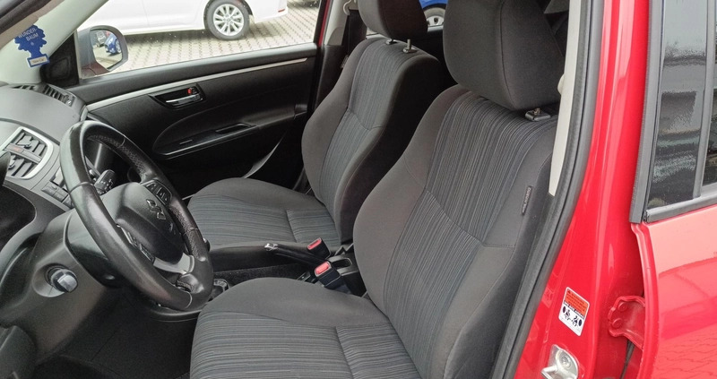 Suzuki Swift cena 34900 przebieg: 143000, rok produkcji 2014 z Piaski małe 106